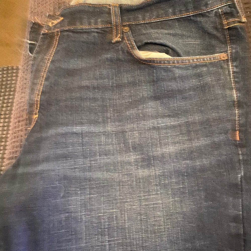 Izod relaxed fit men’s jeans